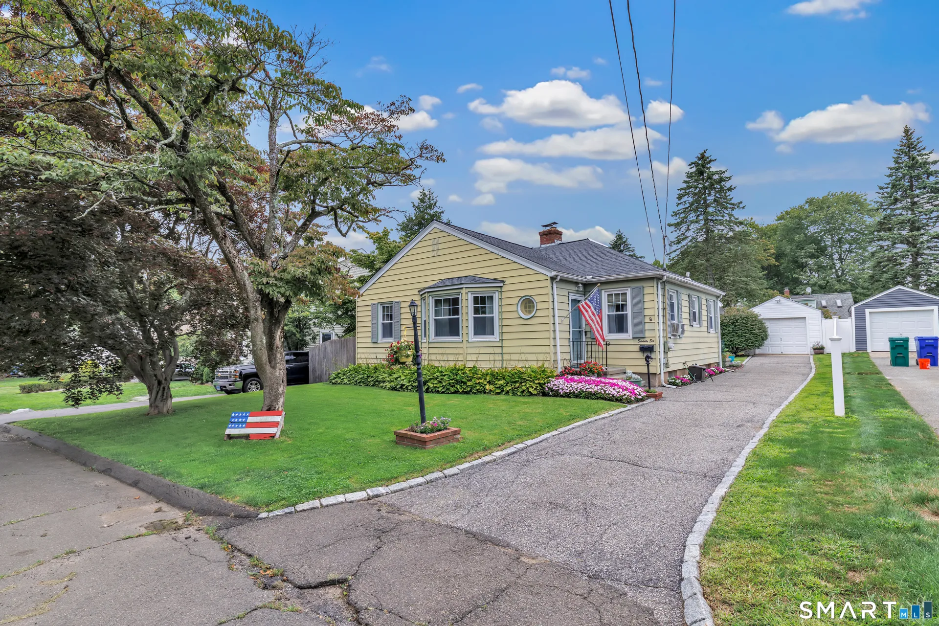 76 Newton Street, Stratford, CT