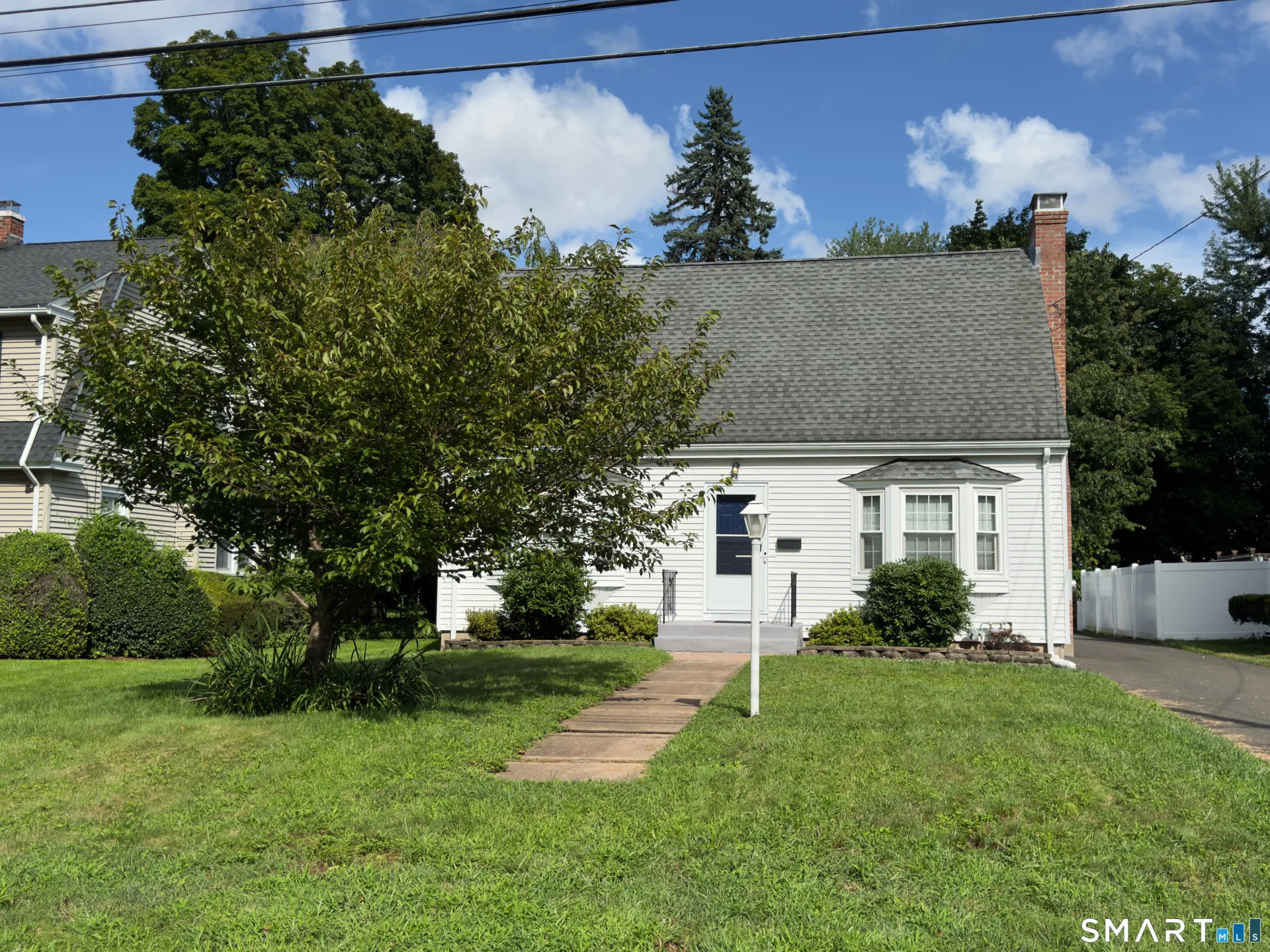 24 Colonial Street, West Hartford, CT