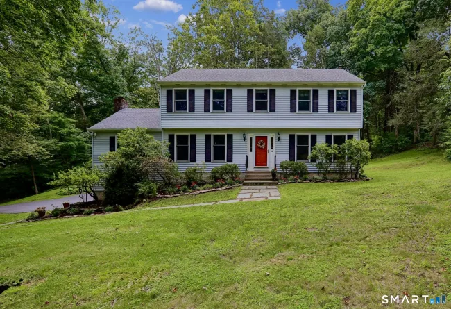 41 Colonial Ridge Drive