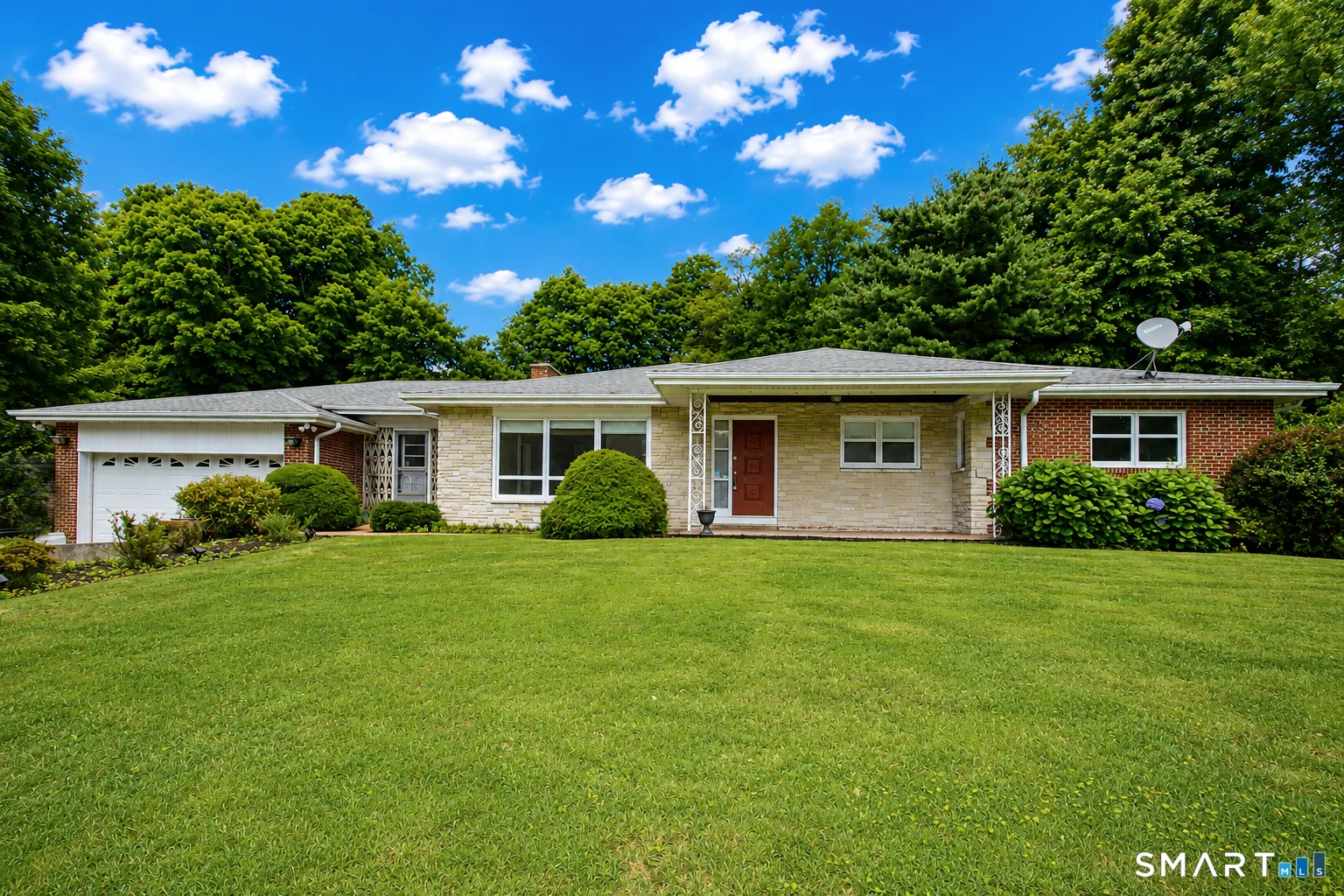 85 Center Street, Wolcott, CT