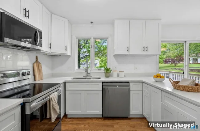 492 Long Hill Road