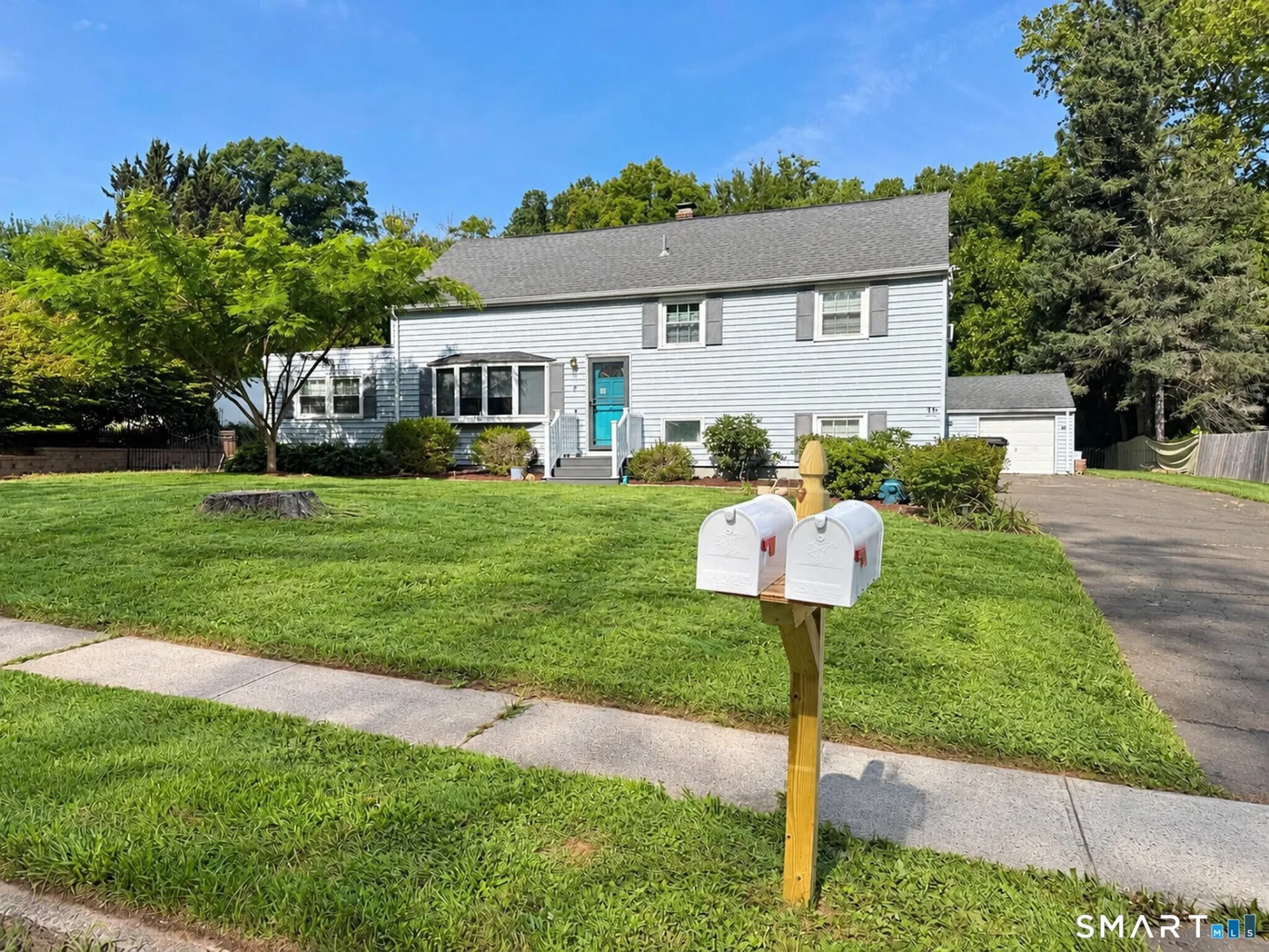 11 Trumbull Drive, Wallingford, CT