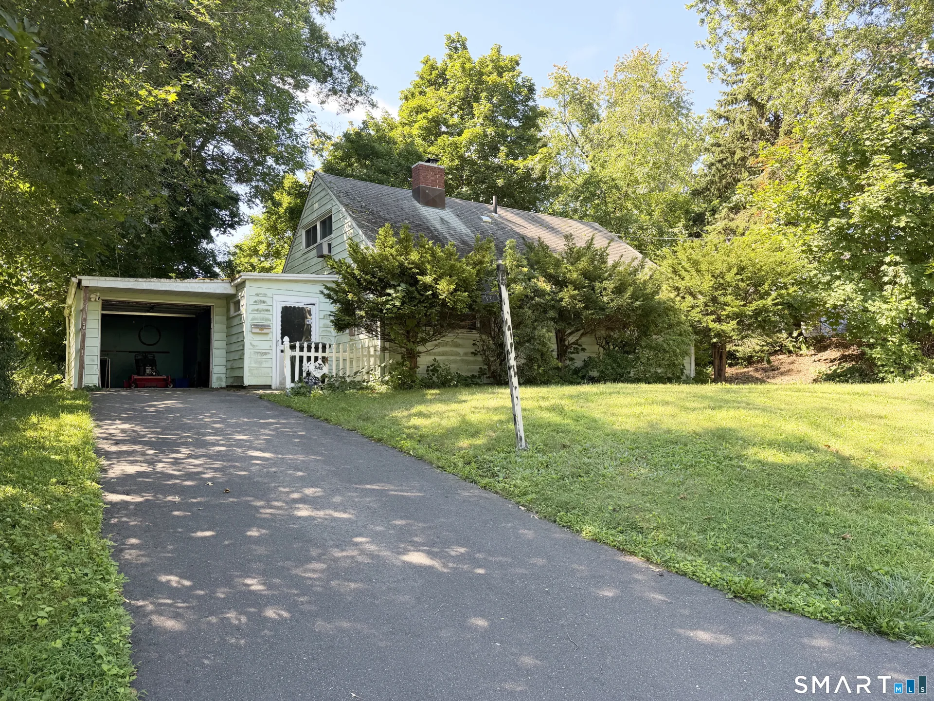 581 Palmetto Road, Bridgeport, CT
