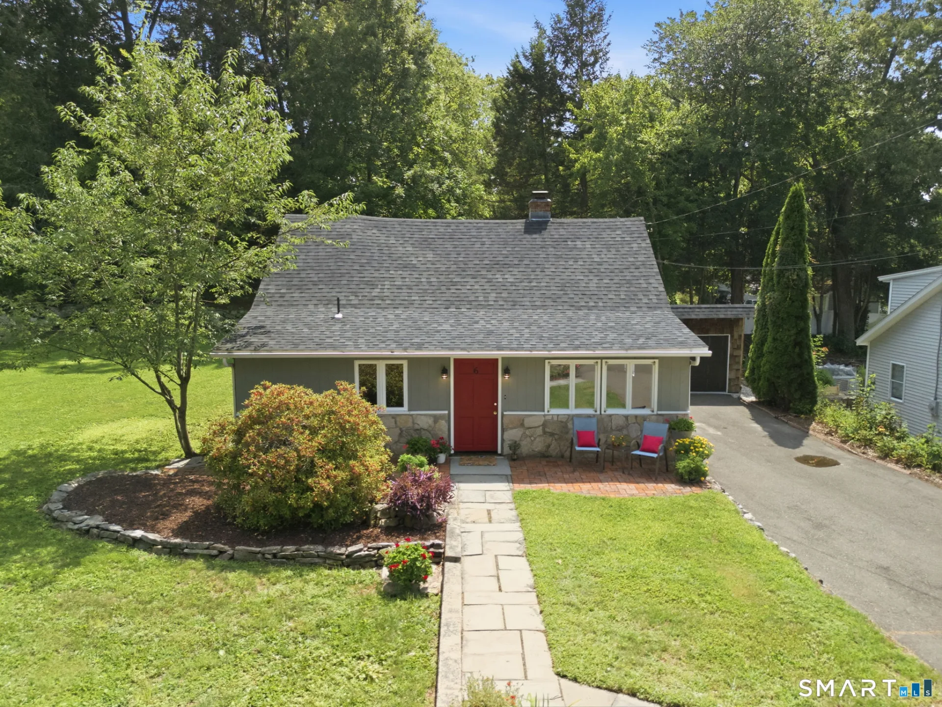 6 Birch Road, Avon, CT