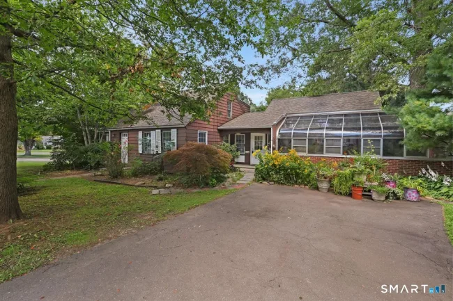 18 Welles Drive, Newington, CT