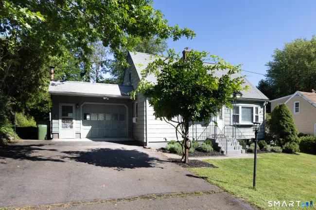 34 Overlook Avenue