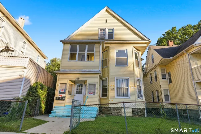 797-799 Beechwood Avenue
