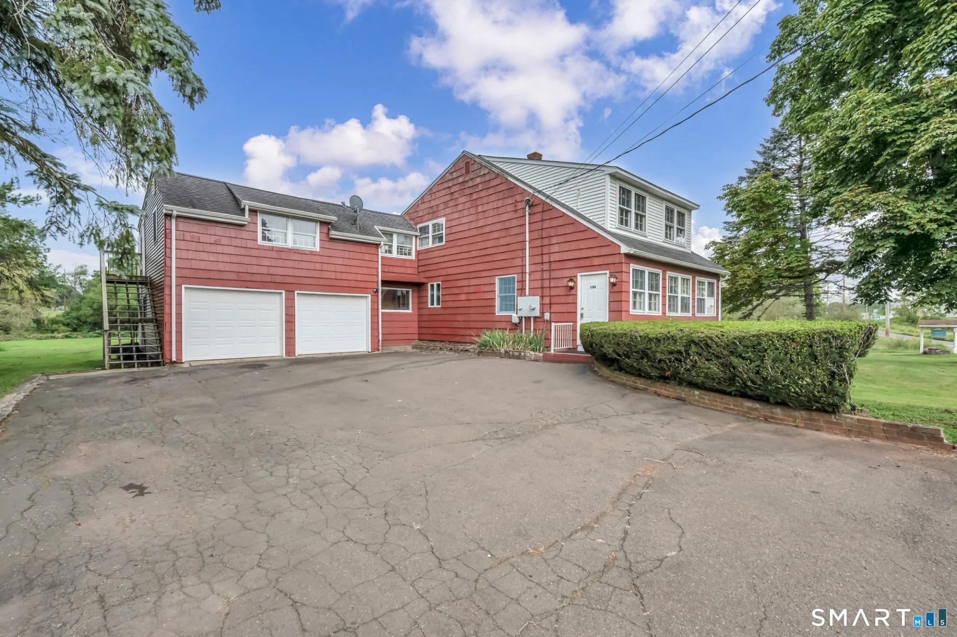 1105 Northrop Road, Wallingford, CT