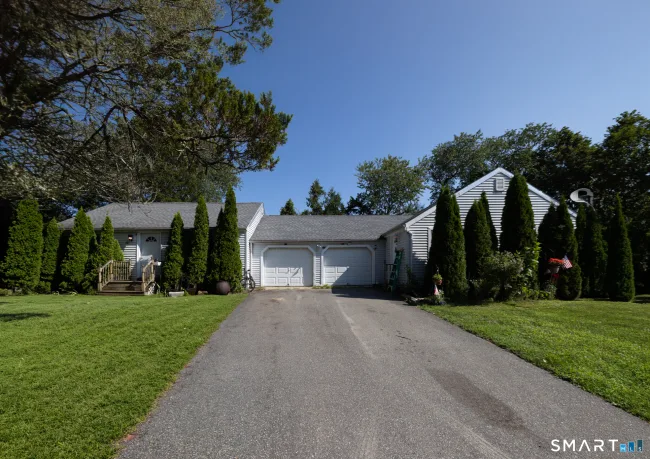 44-46 Beach Park Road, Clinton, CT