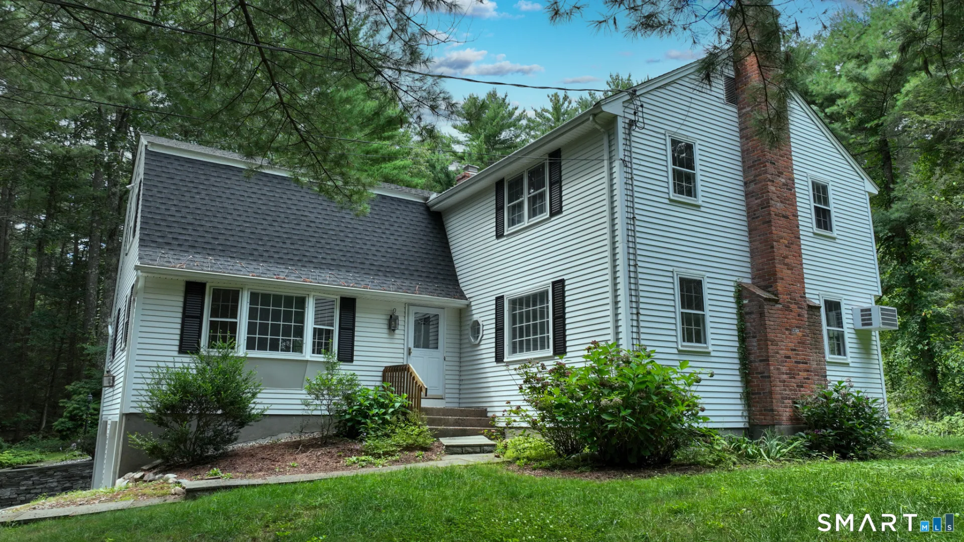 221 Old Farms Road, Simsbury, CT