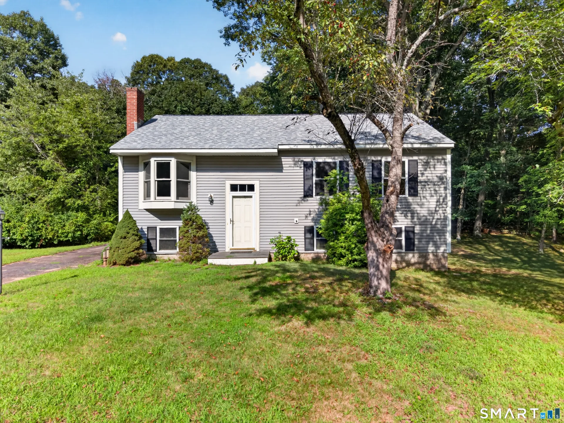 6 Hemlock Circle, Clinton, CT