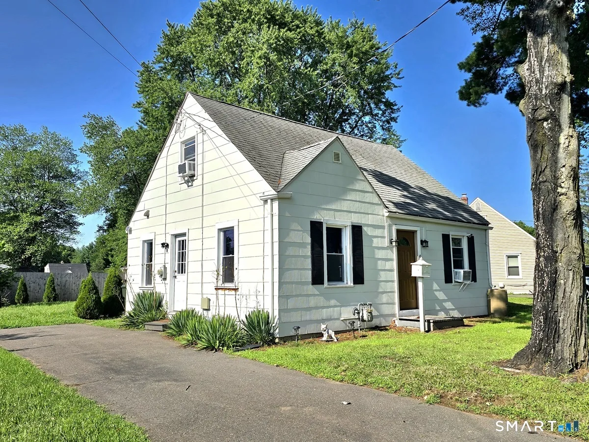 41 Hockanum Drive, East Hartford, CT