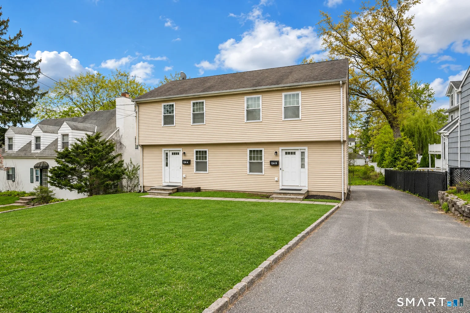 124 Pine Hill Avenue, Stamford, CT