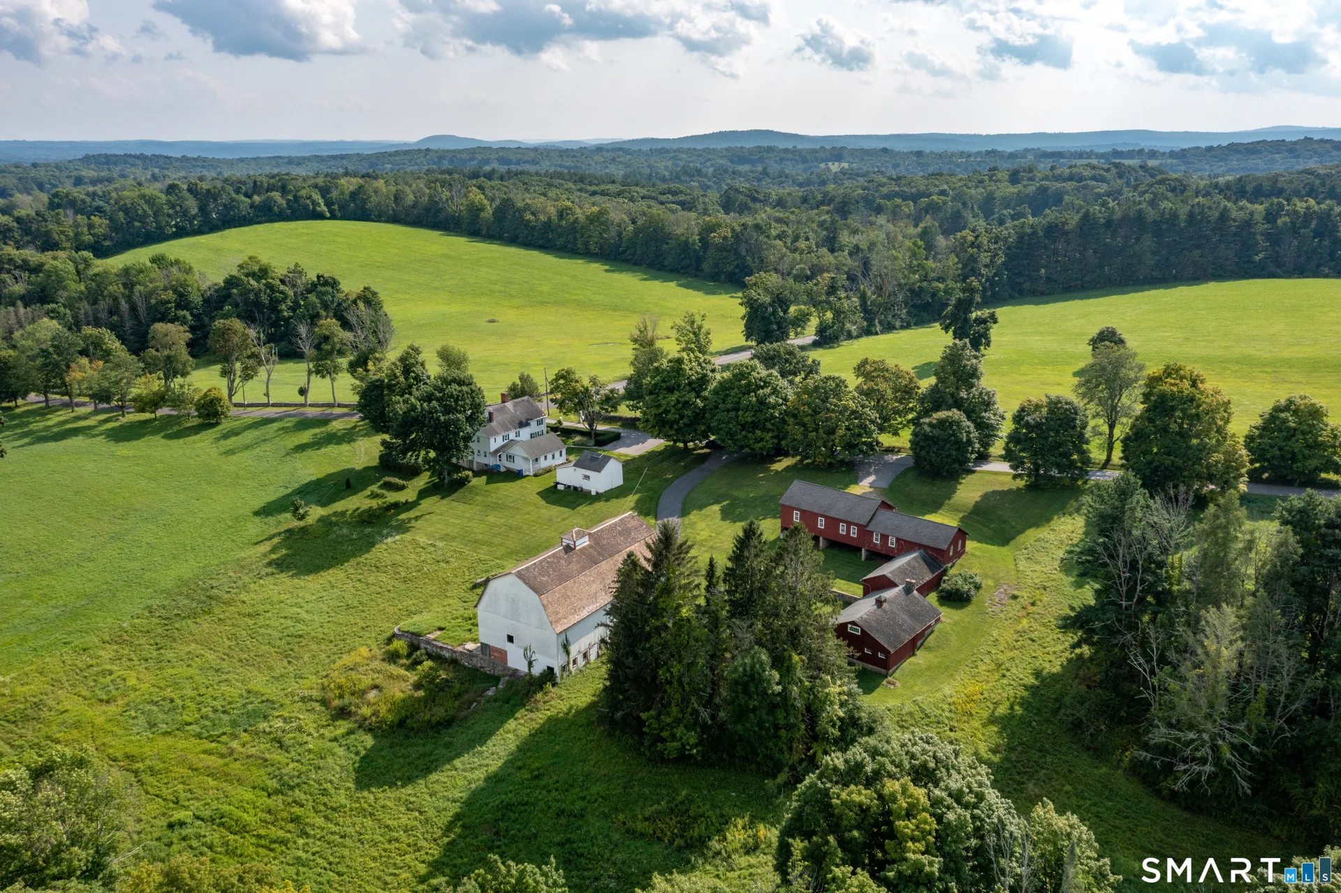 162 Hutchinson & Mike Road Parkway, Litchfield, CT