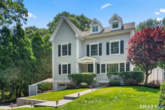 103 West Avenue, Darien, CT