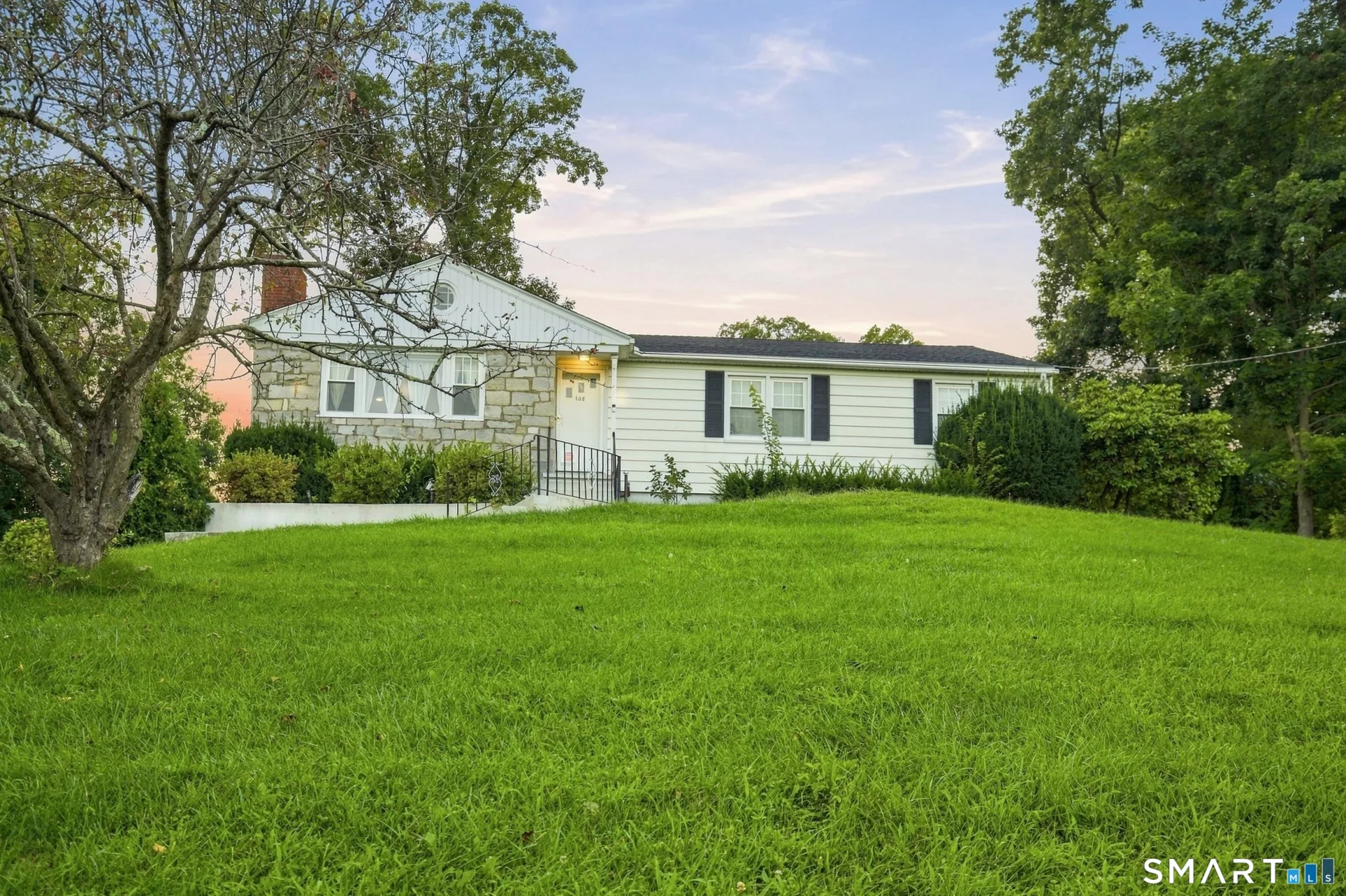 108 Pleasant Avenue, East Haven, CT