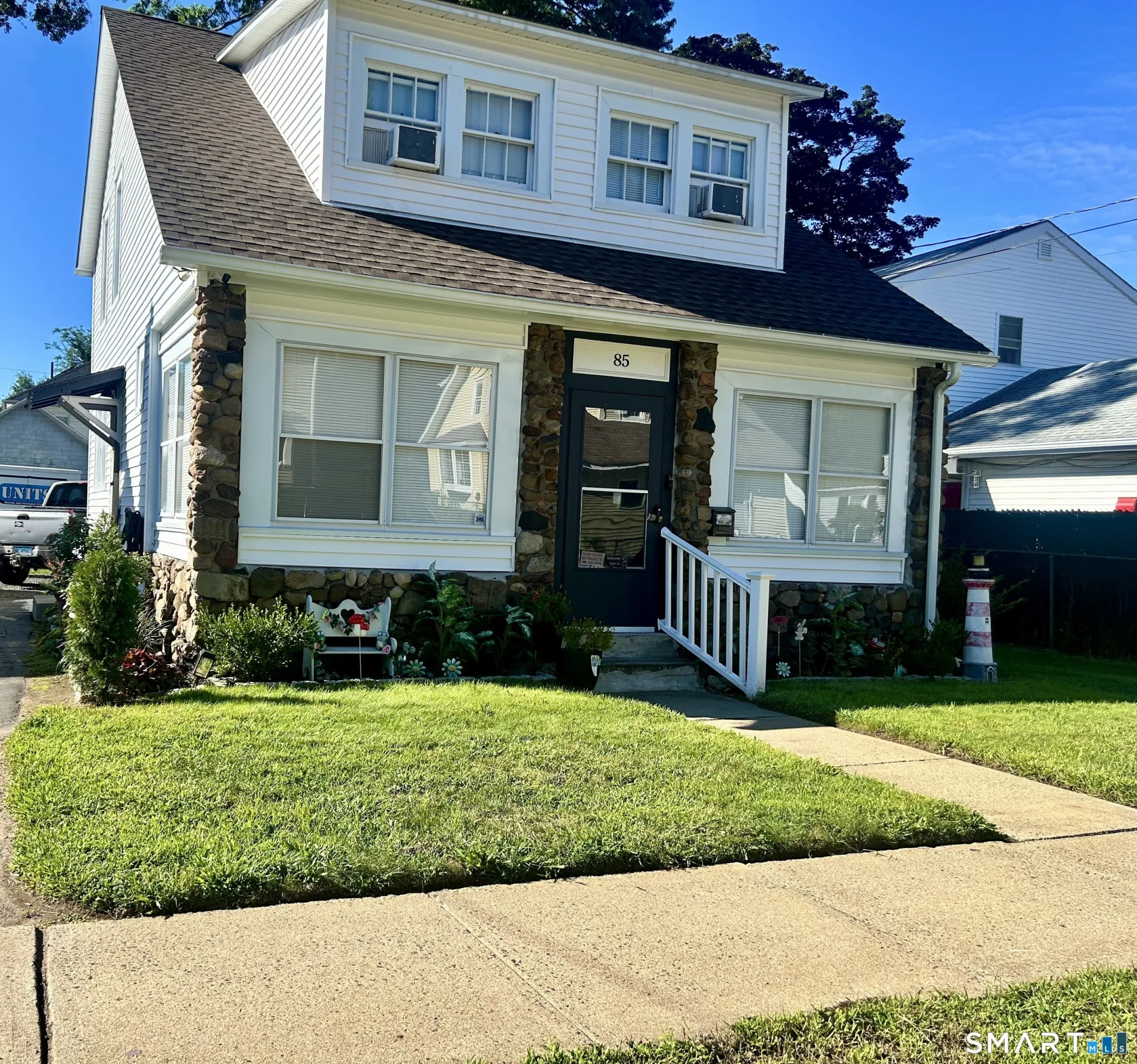 85 Brookline Avenue, Bloomfield, CT
