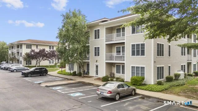 468 Main Street #315, East Lyme, CT