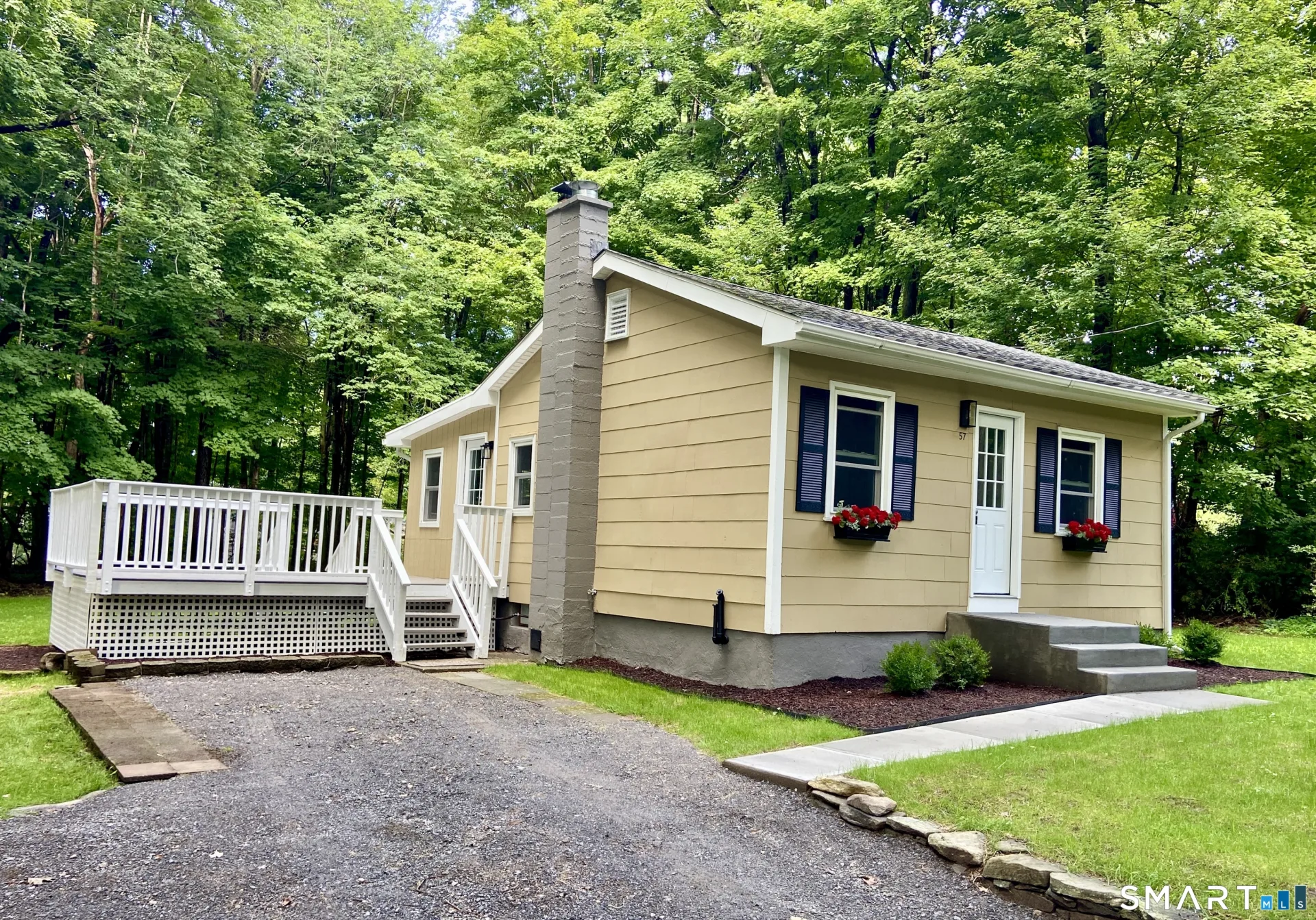 57 Barry Road, Coventry, CT