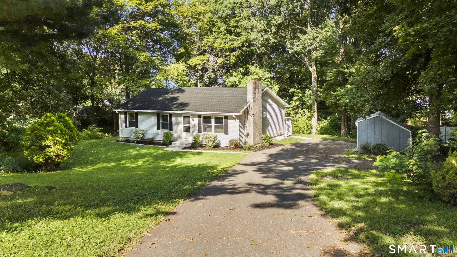 18 Hilltop Drive, Ellington, CT