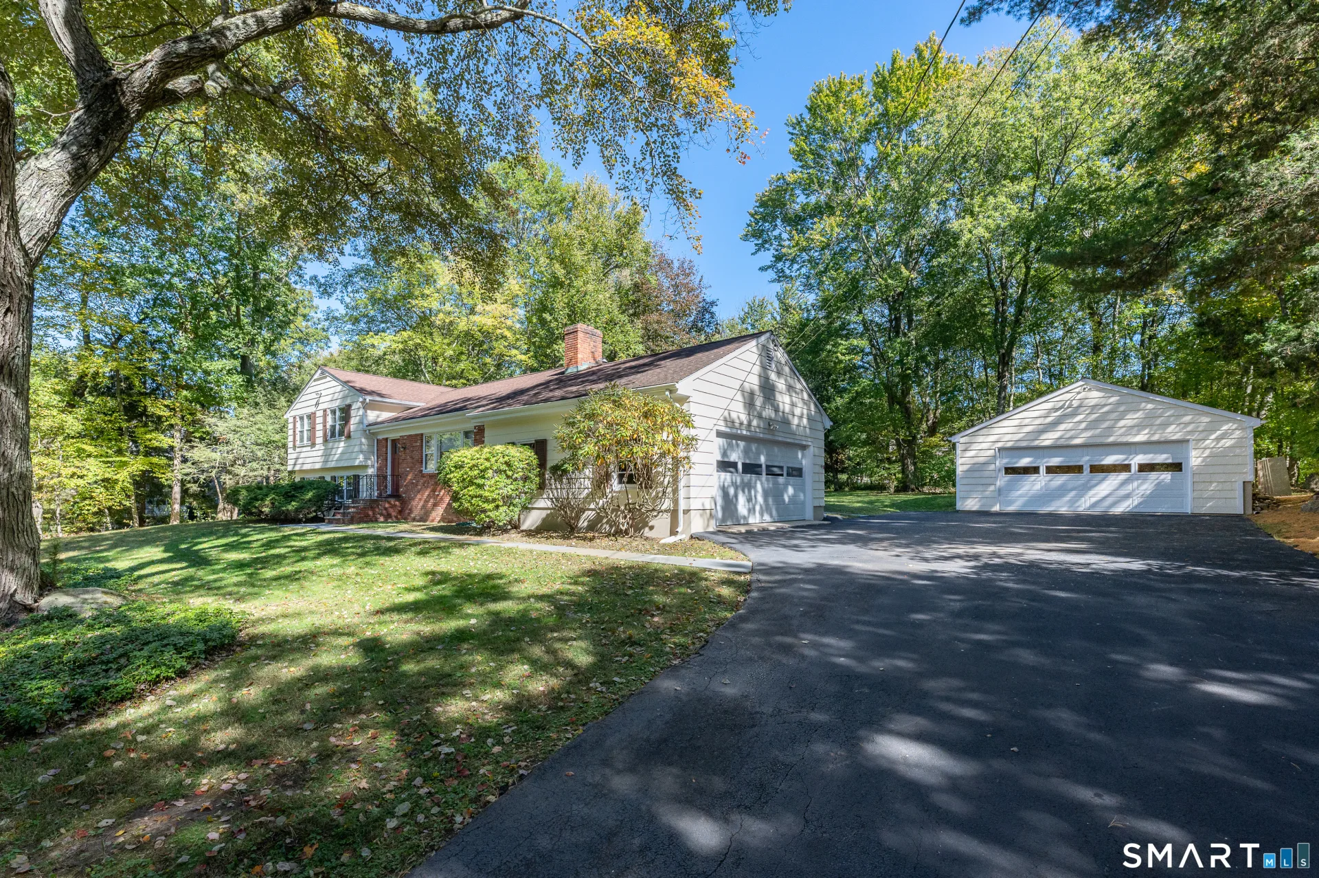 325 Den Road, Stamford, CT