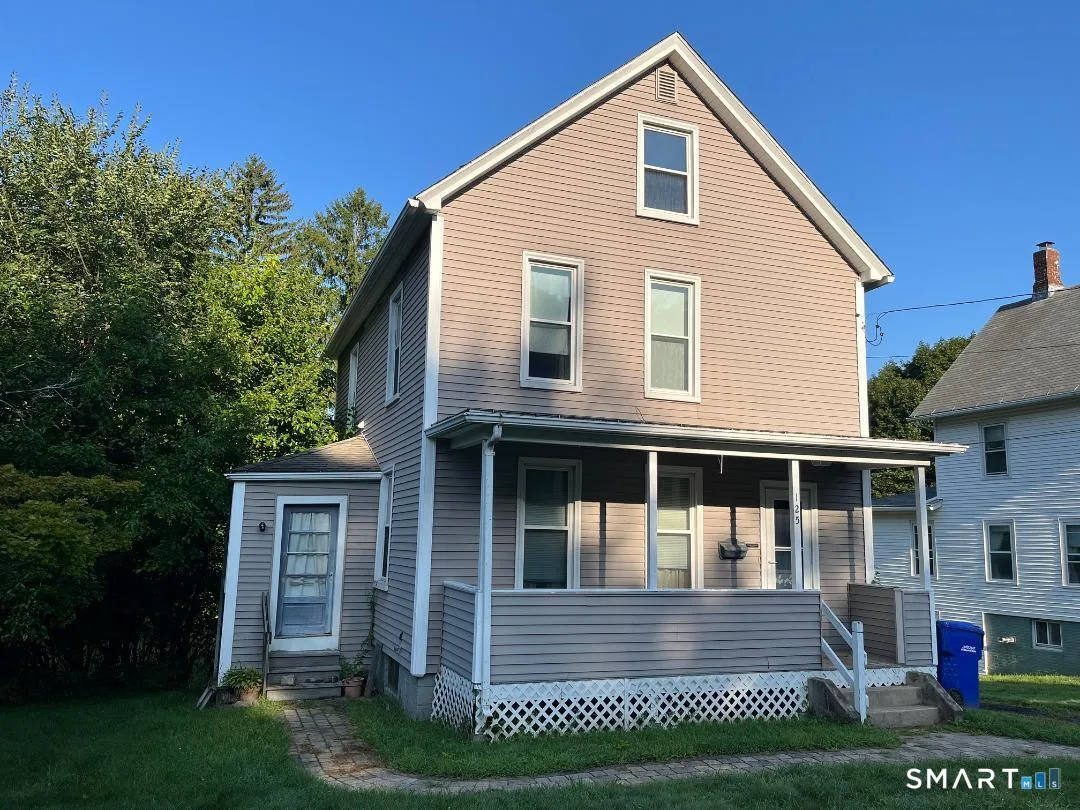 125 Orchard Street, Ellington, CT