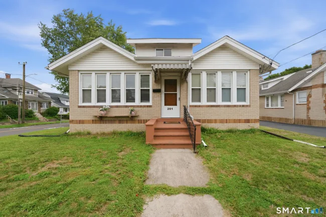201 Francis Street, New Britain, CT