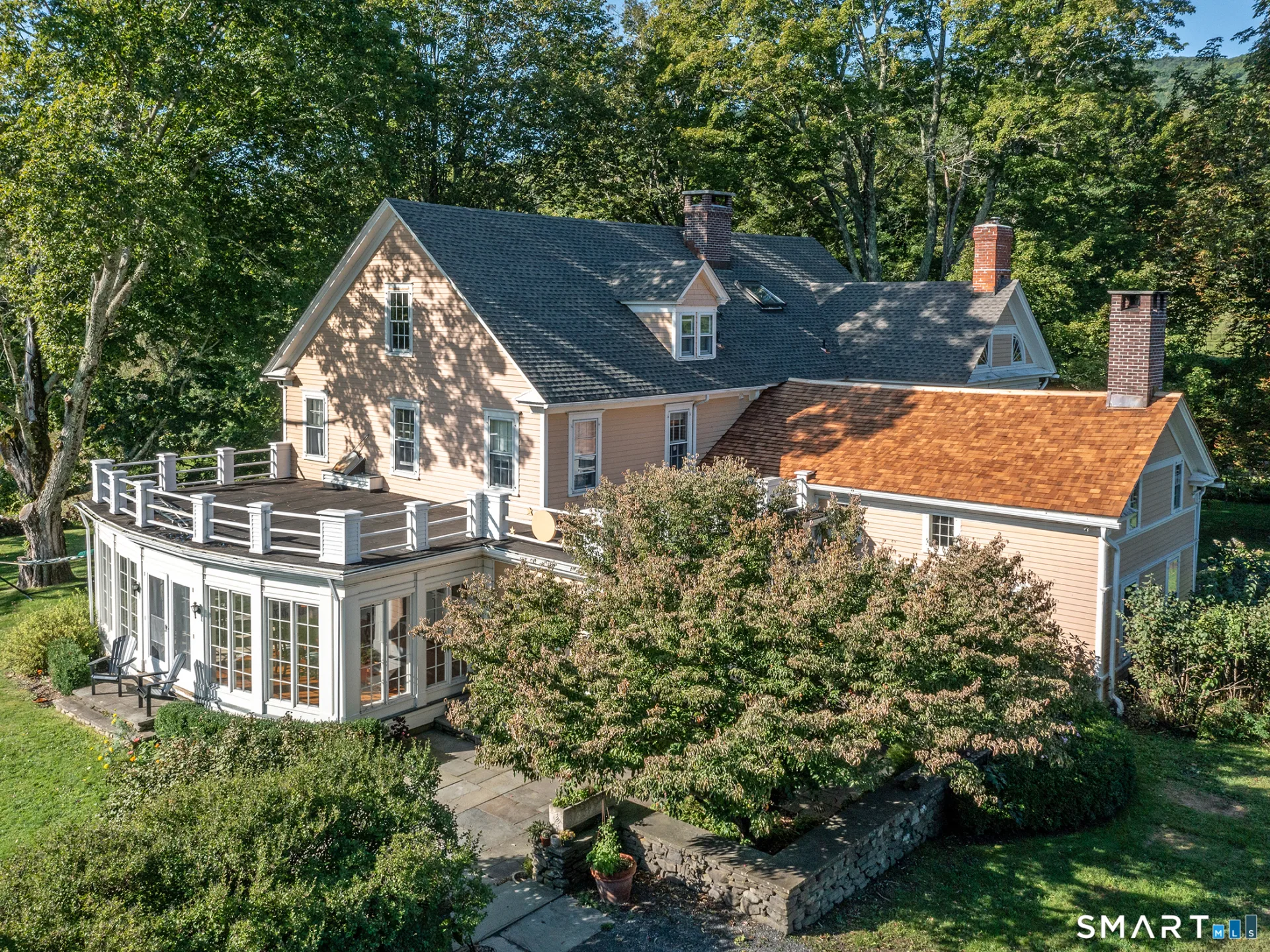 547 Under Mountain Road, Salisbury, CT