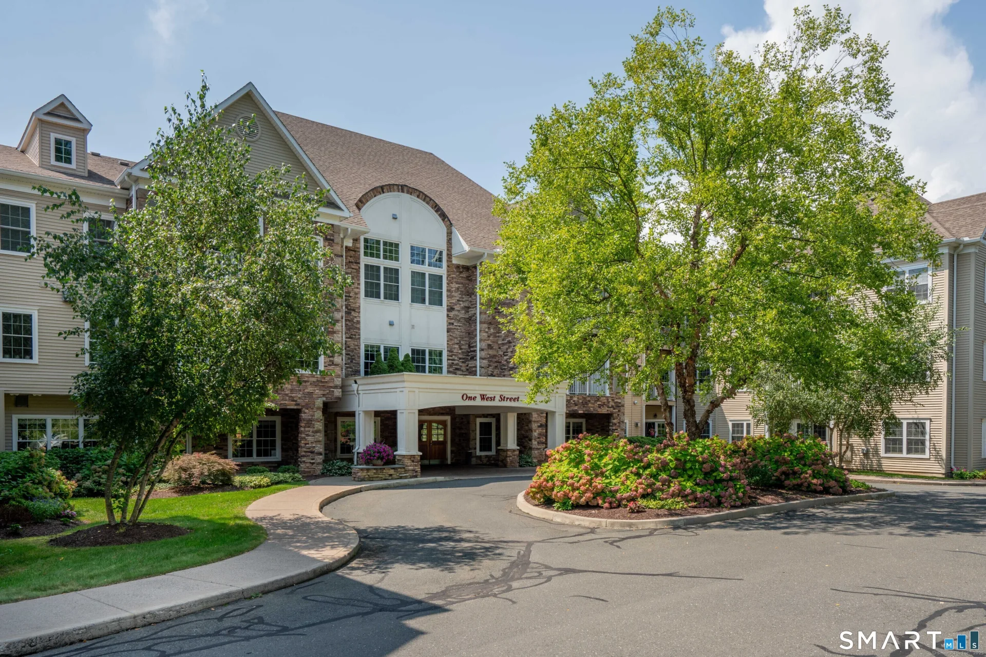 1 West Street #315, Simsbury, CT