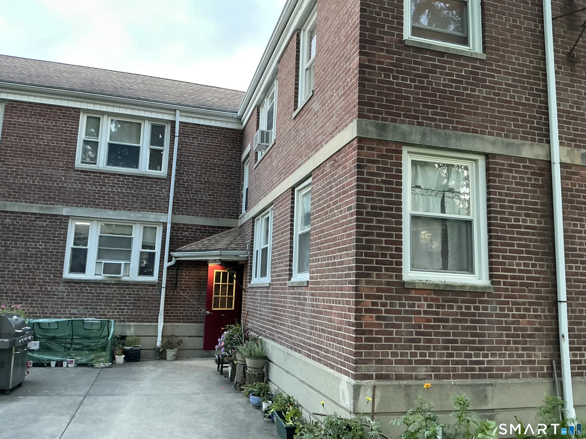 340 North Bishop, Bld 95 Avenue #28, Bridgeport, CT