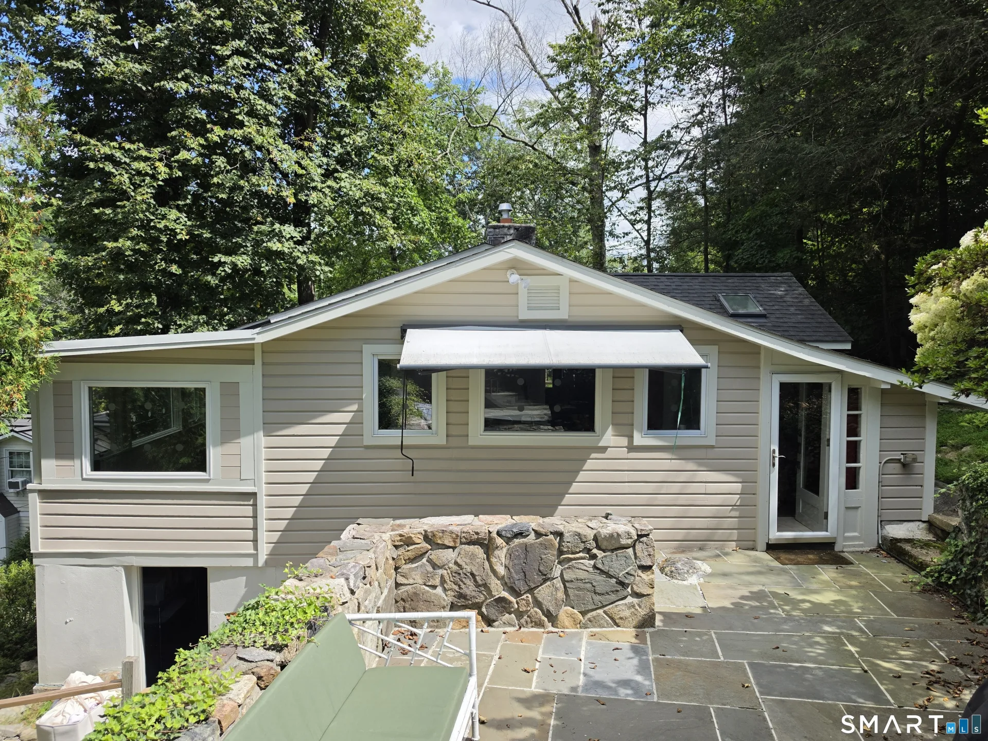 1 Algonquin Trail, Newtown, CT