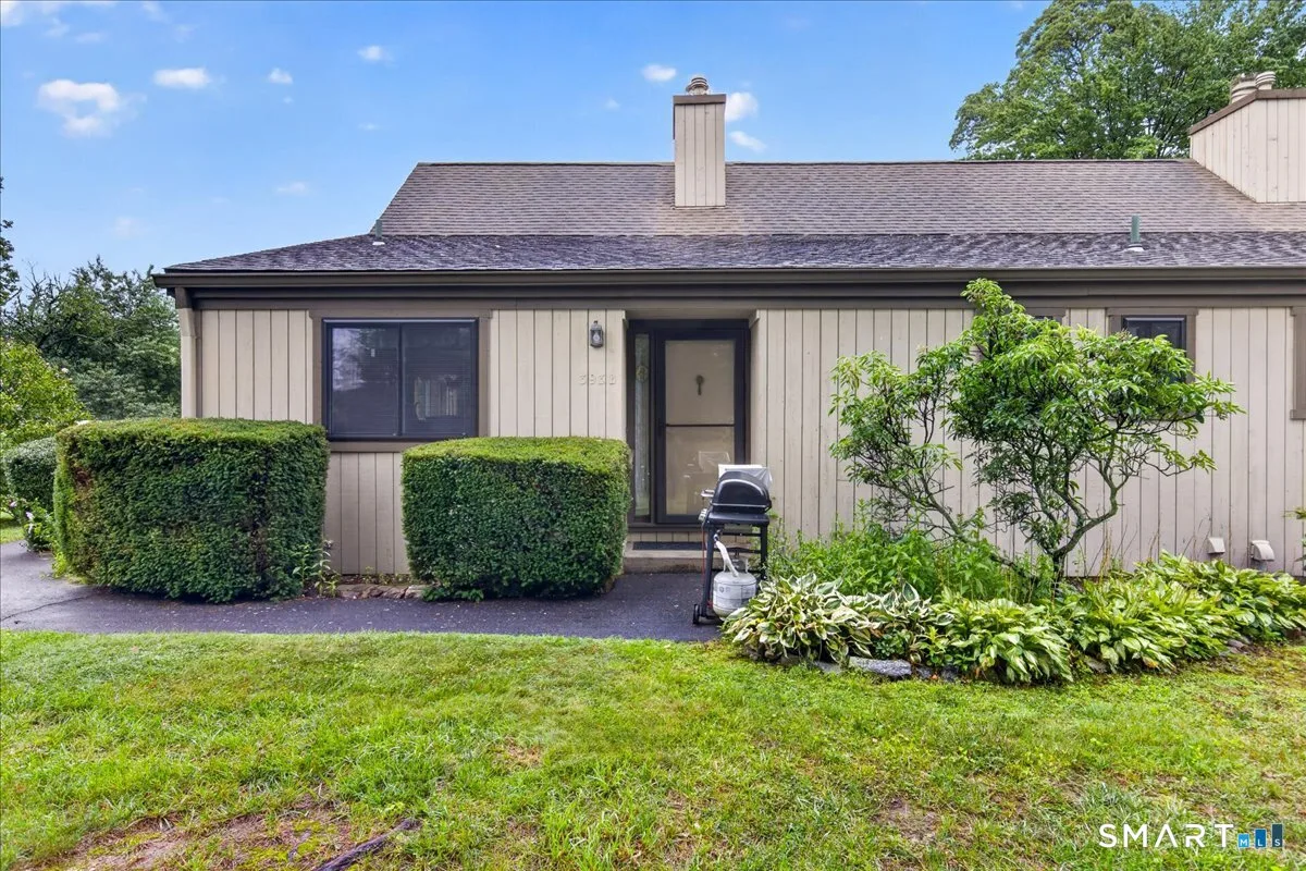 393 Ottawa Lane #B, Stratford, CT