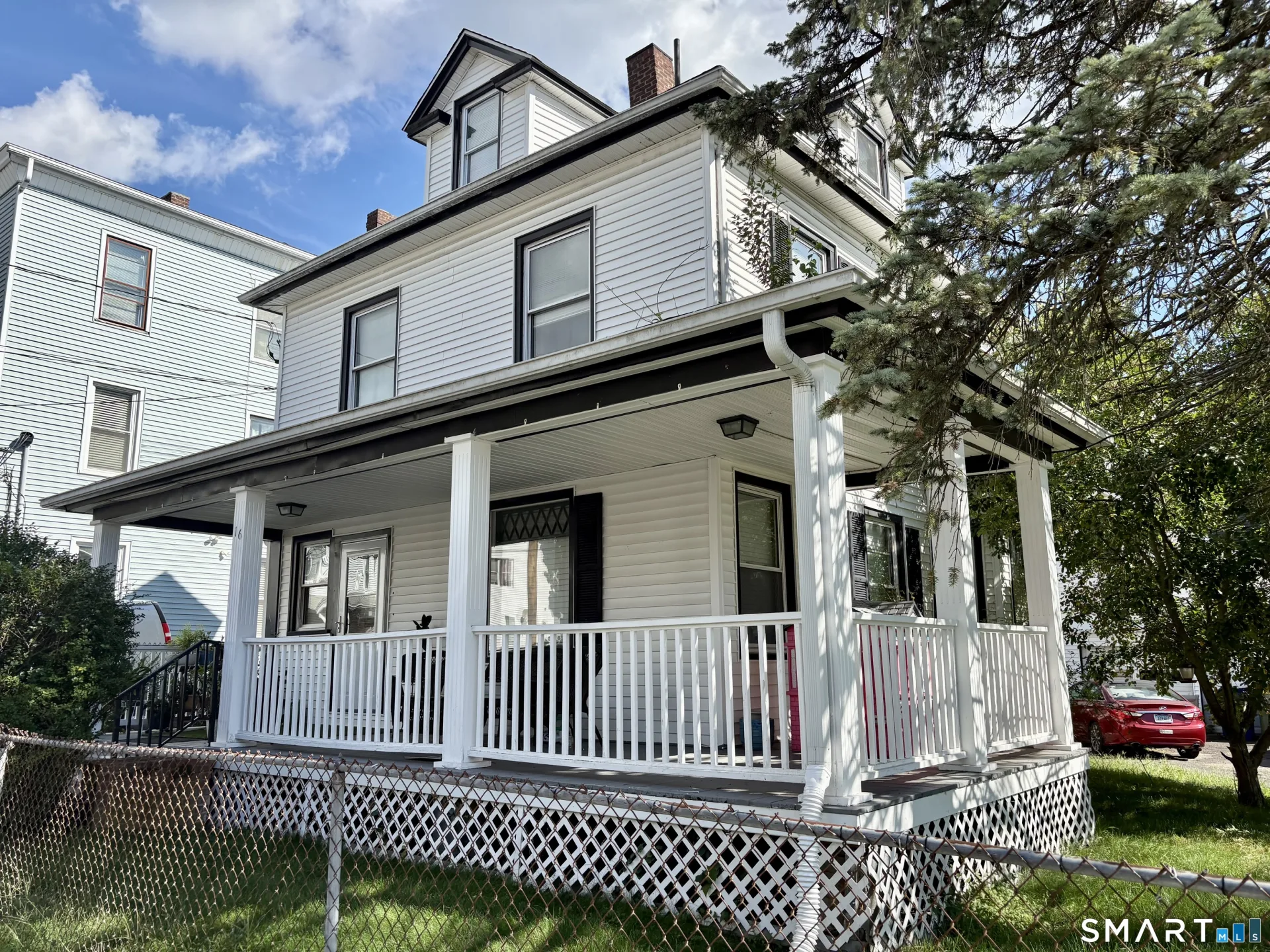 16 Luke Street, Waterbury, CT