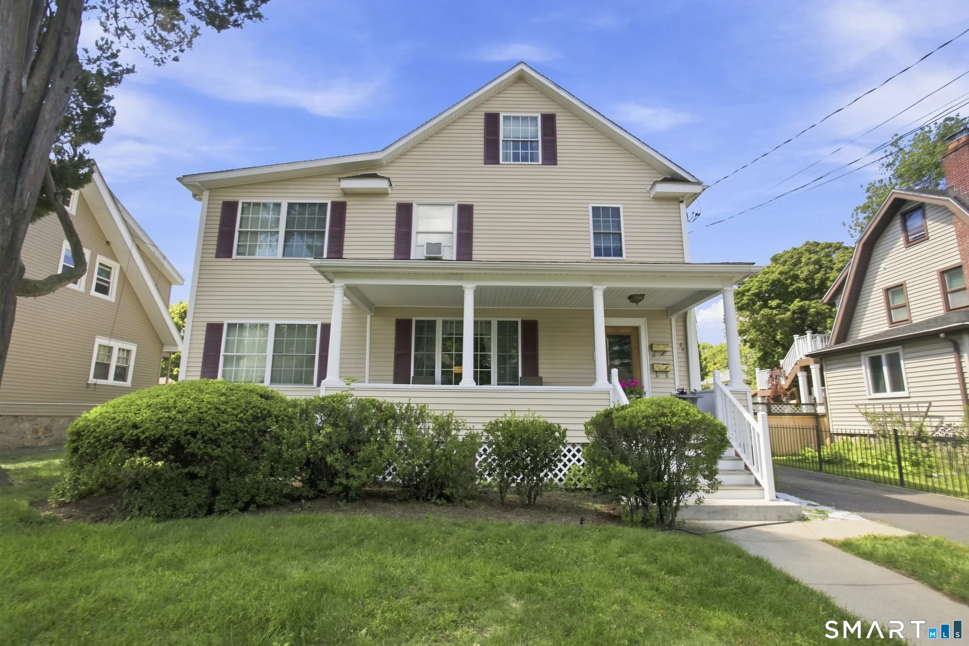 44 Elm Tree Place, Stamford, CT
