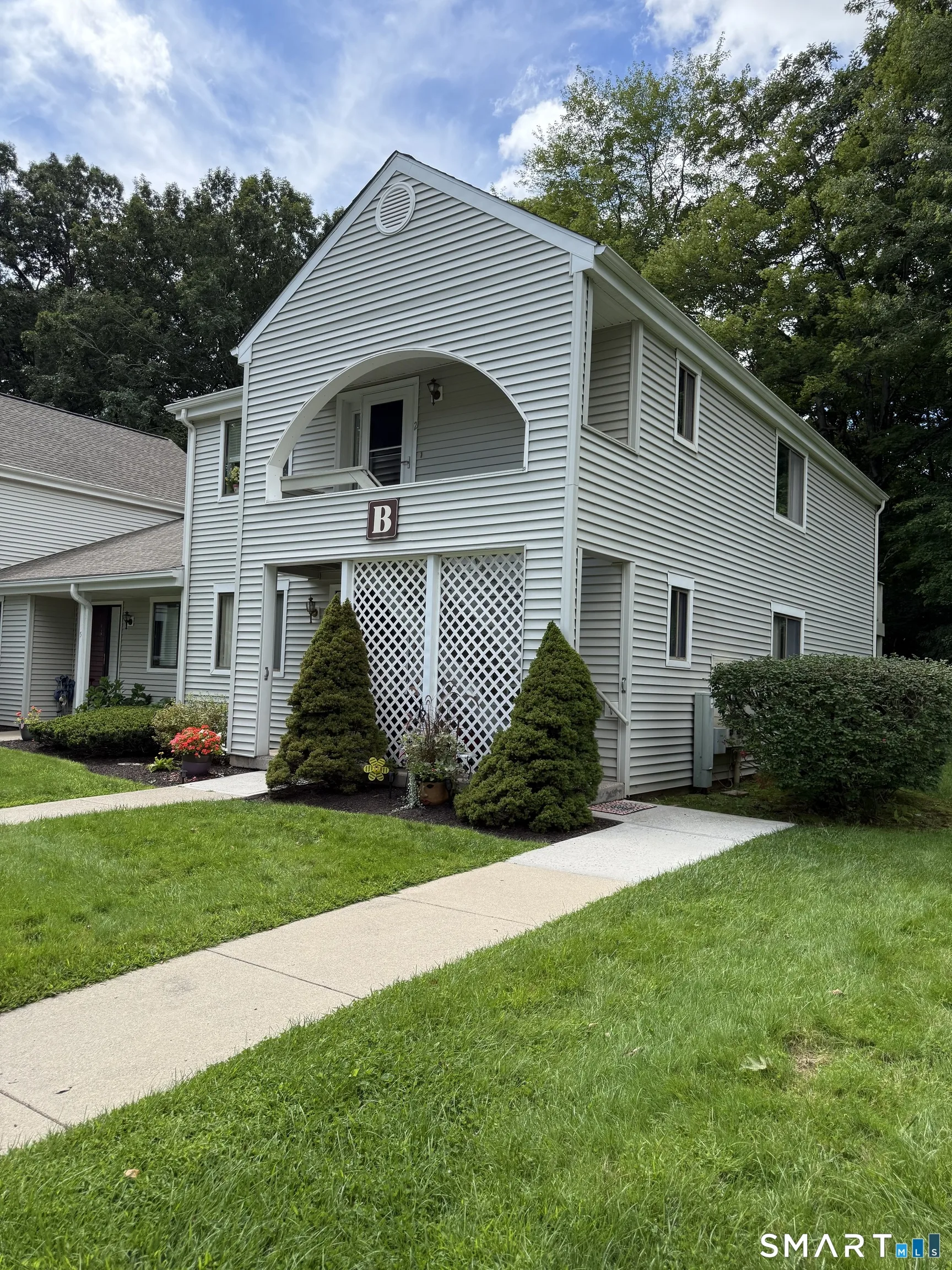 35 Nutmeg Road #B2, Middlebury, CT