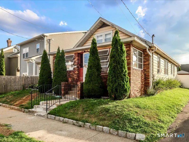 65 Fleet Street, Bridgeport, CT