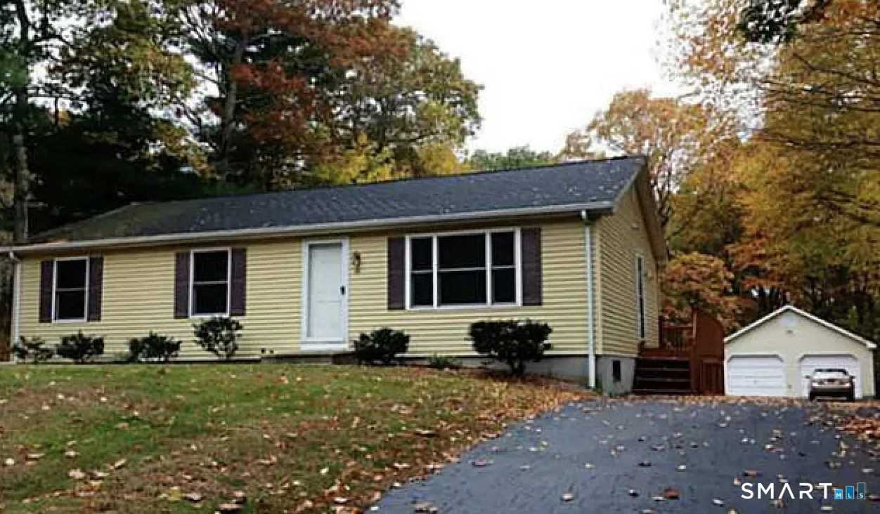 43 Valley Drive, Voluntown, CT