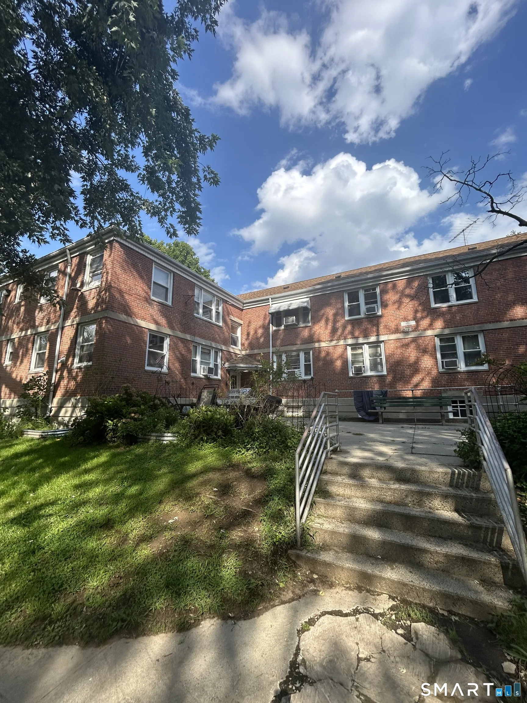 347 Weber Street #Building 97, Bridgeport, CT