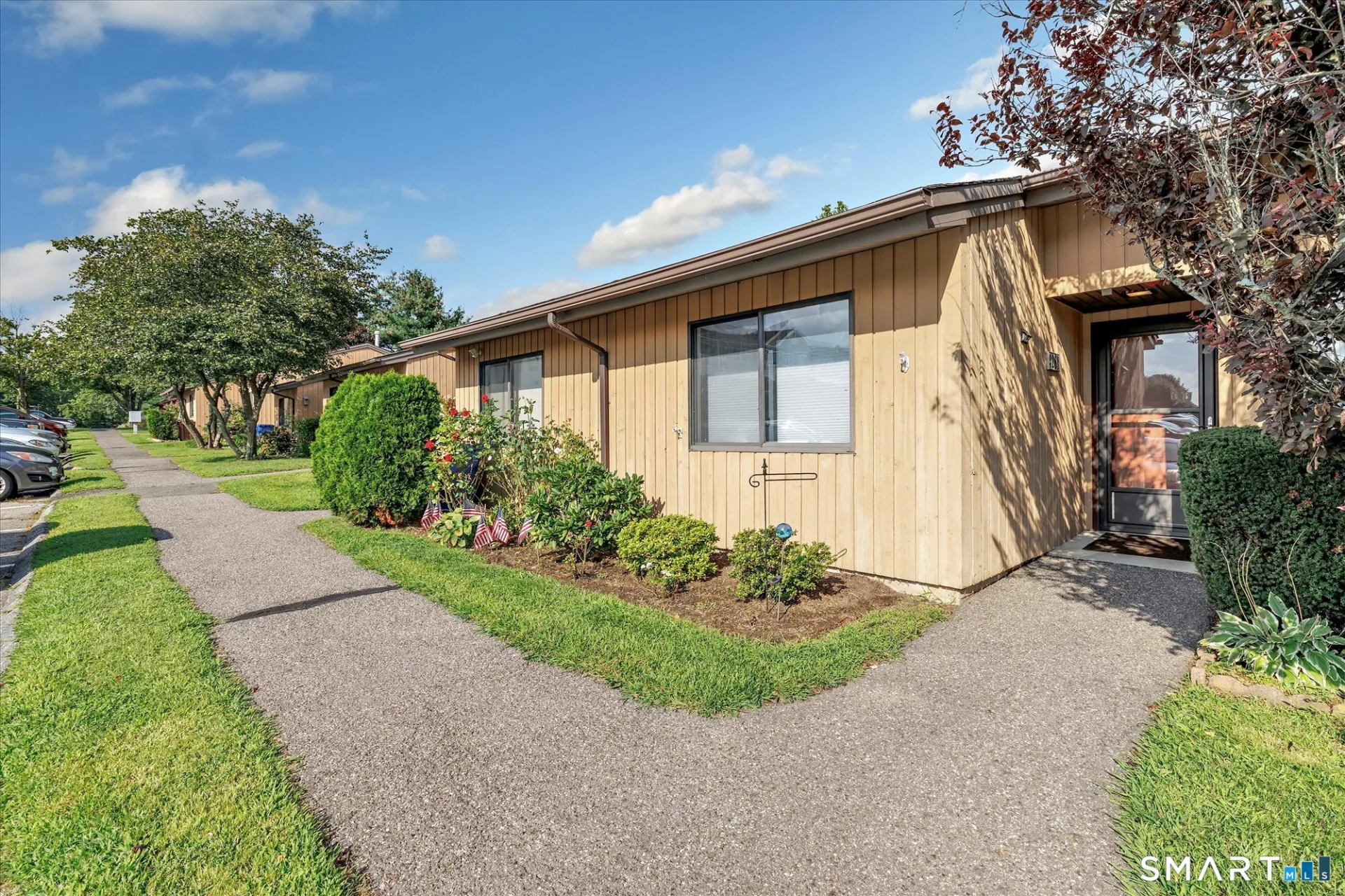 426 Asbury Ridge #426, Shelton, CT