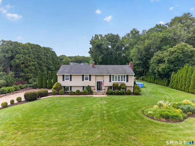 23 Applewood Drive