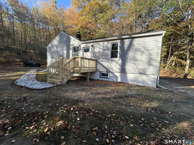 606 Route 163, Montville, CT
