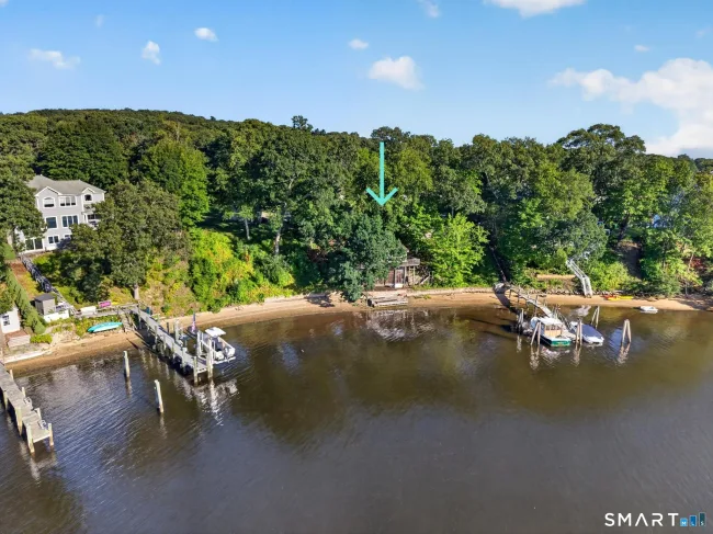 37 Oswegatchie Road, Waterford, CT