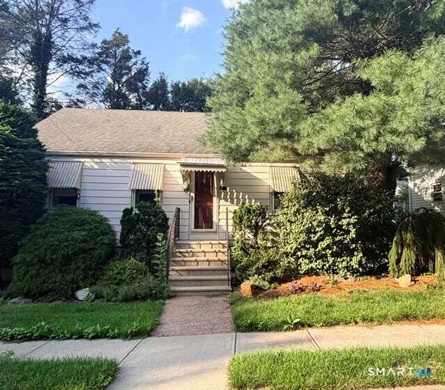 21 Athol Place, Hamden, CT