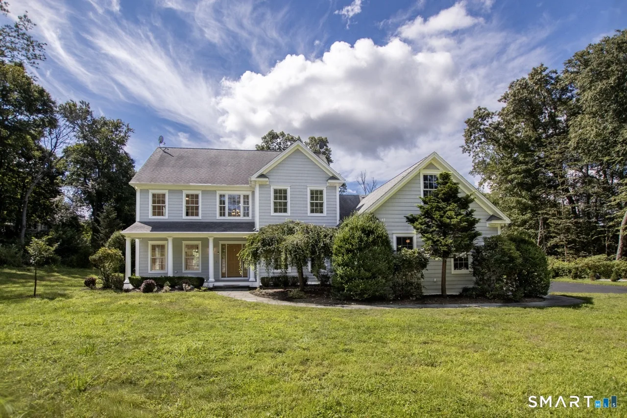 24 Plum Tree Lane, Trumbull, CT