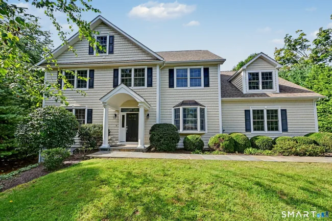 7 Hessian Drive