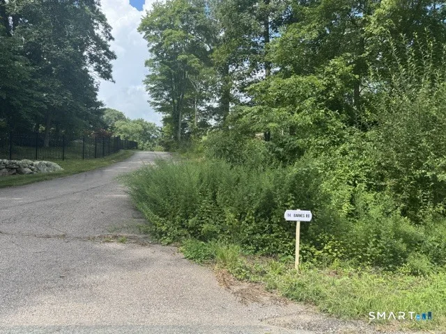 14 Barnes Road, Stonington, CT