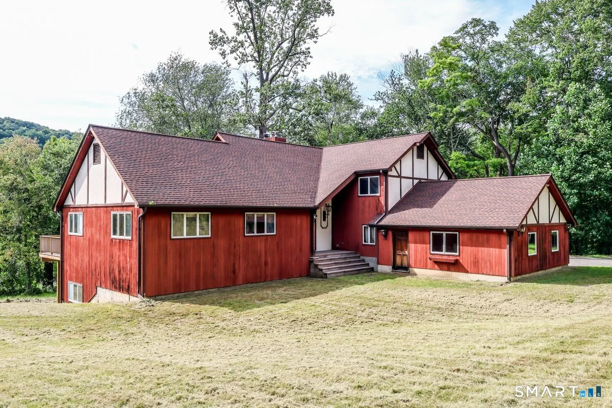 158 Route 39 Road, Sherman, CT