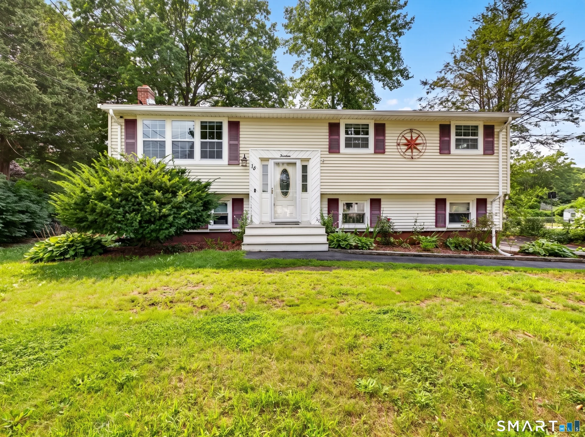 14 Brookside Lane, Groton, CT