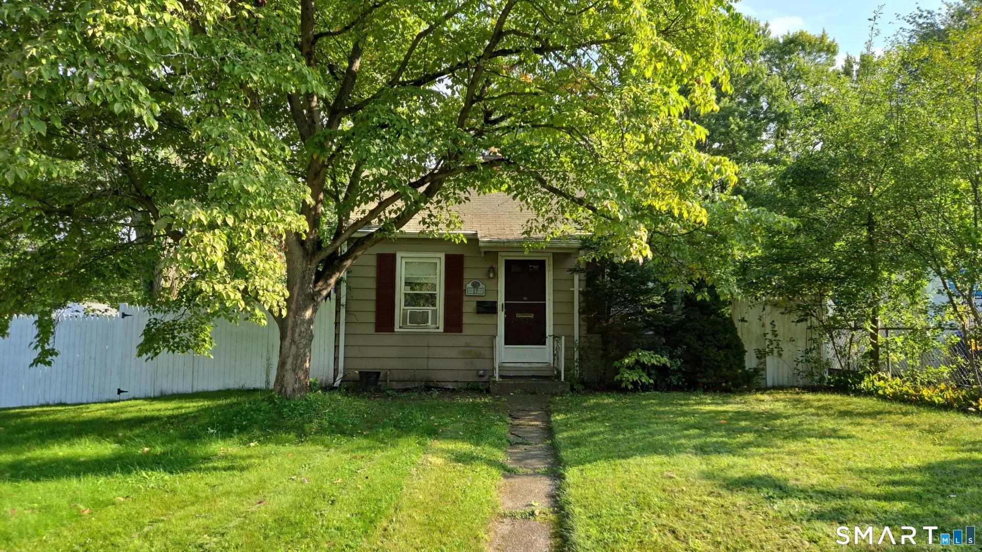 17 Canterbury Street, East Hartford, CT
