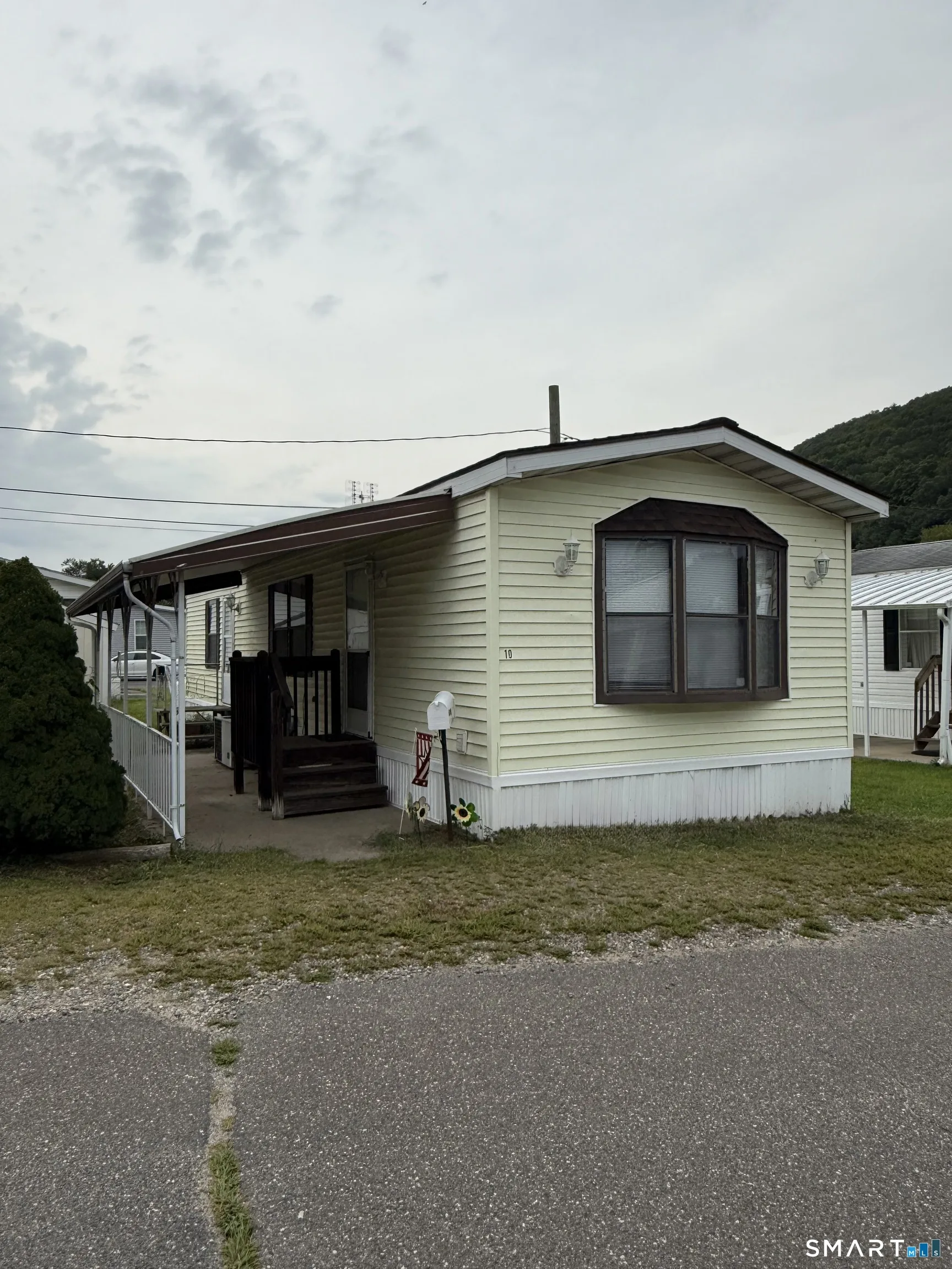 10 Third Street, Beacon Falls, CT